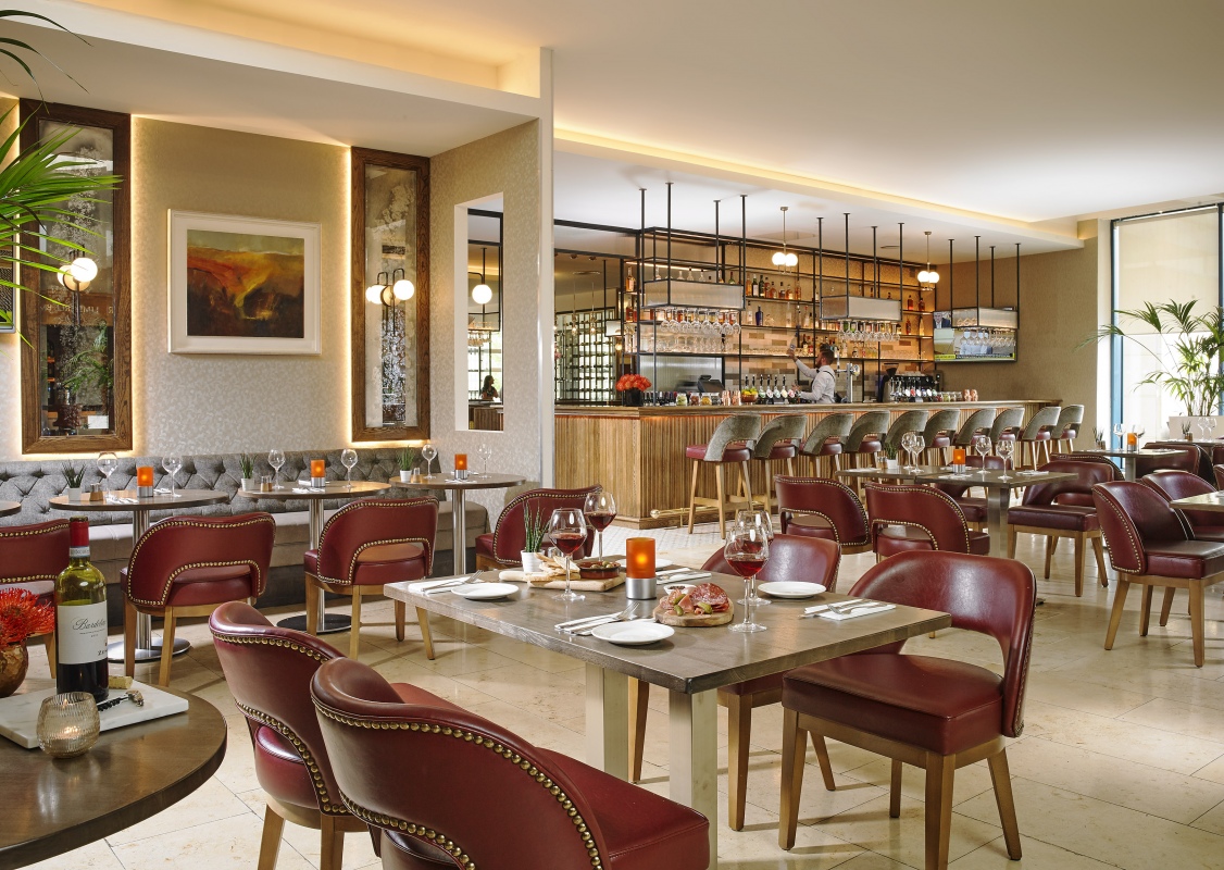 22_bar_and_restaurant.jpg (22 Bar and Restauran) 22 bar and restaurant